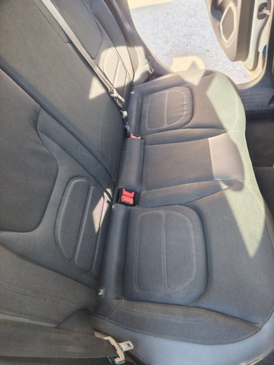 Jeep Renegade 1.6 Mjt 120 CV Limited (13)