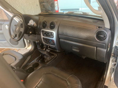 Jeep Cherokee 2.5 CRD Limited (5)