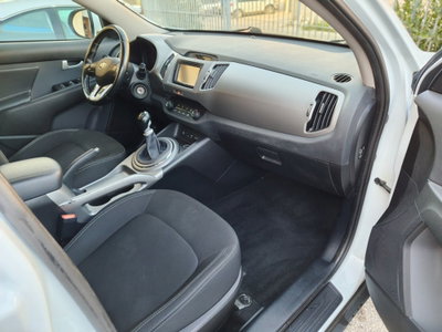 Kia Sportage 1.7 CRDI VGT 2WD Class (12)