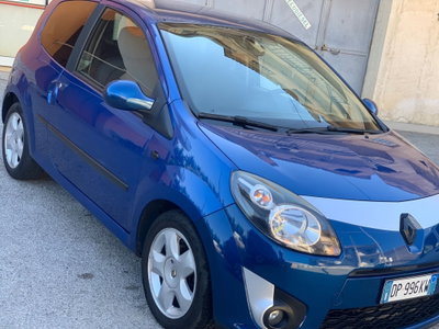Renault Twingo 1.5 dCi 65CV Dynamique (2)