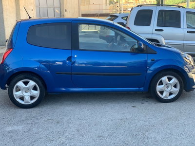 Renault Twingo 1.5 dCi 65CV Dynamique (6)