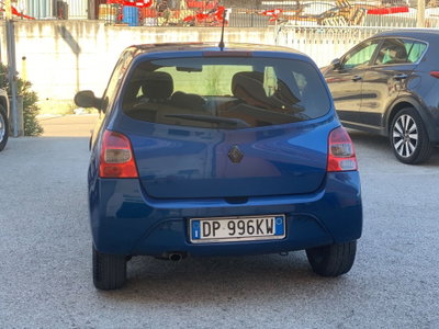 Renault Twingo 1.5 dCi 65CV Dynamique (8)
