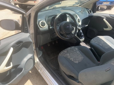 Ford Ka 1.3 TDCi 75CV (6)