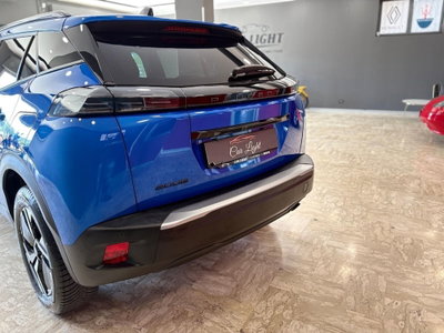 Peugeot 2008 1.2 turbo Allure 100cv (4)