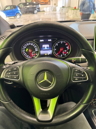 Mercedes-Benz Classe B 180 d Automatic Premium (9)