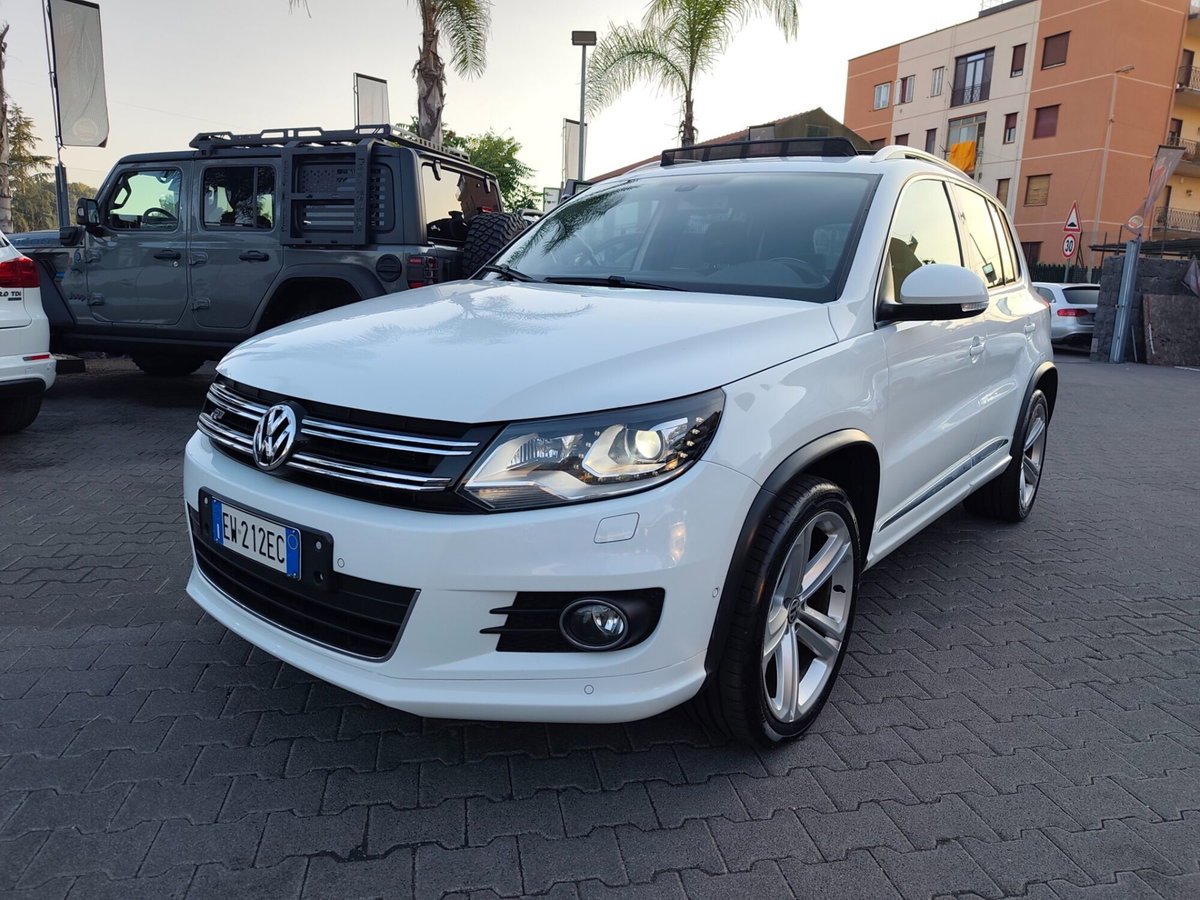 Volkswagen Tiguan 2.0 TDI 177 CV 4MOTION DSG R-Line BlueMotion Tech. (2)