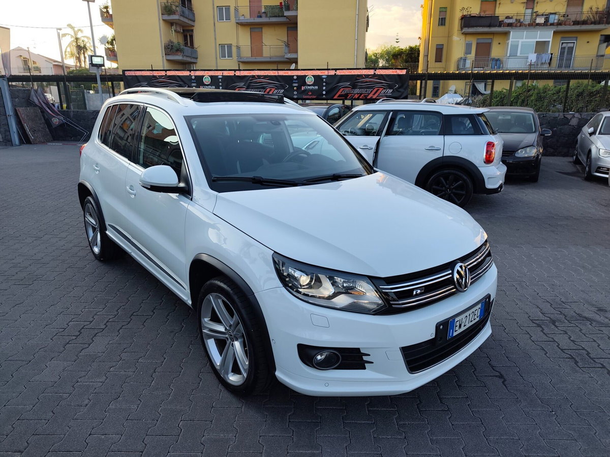 Volkswagen Tiguan 2.0 TDI 177 CV 4MOTION DSG R-Line BlueMotion Tech. (5)