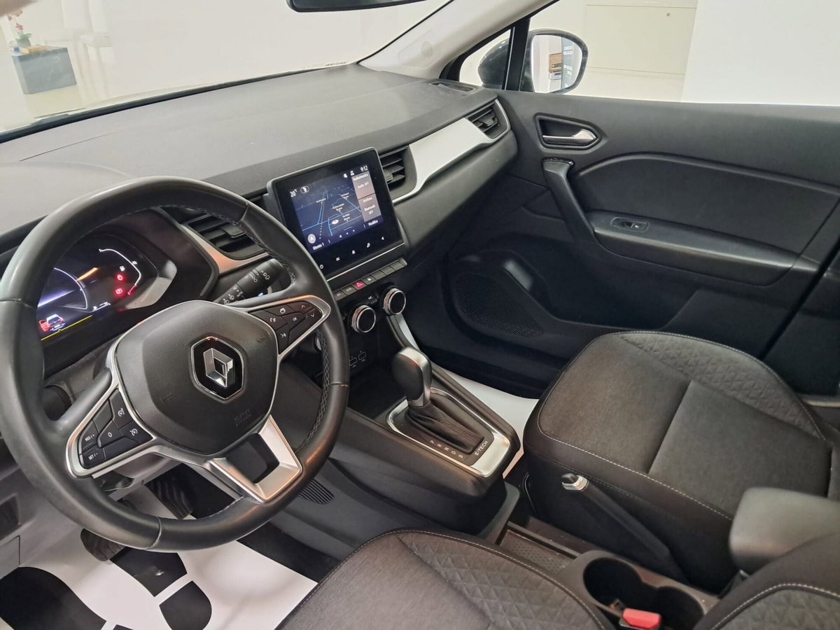 Renault Captur Mild Hybrid 140 CV Intens (10)