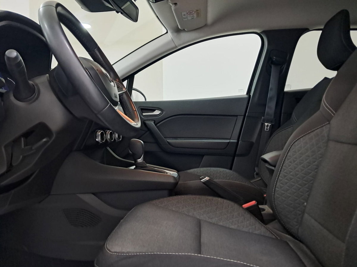 Renault Captur Mild Hybrid 140 CV Intens (11)