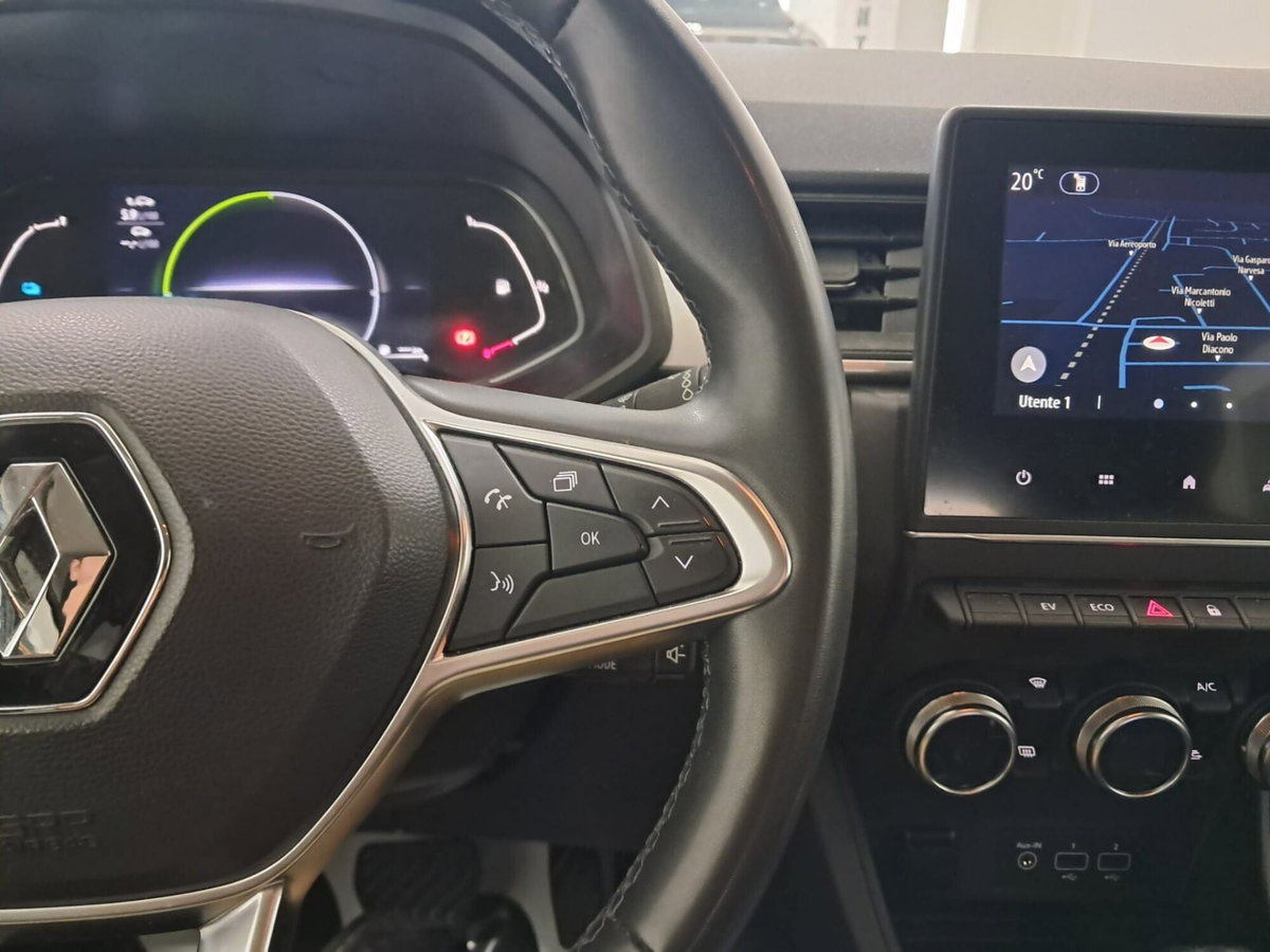 Renault Captur Mild Hybrid 140 CV Intens (20)