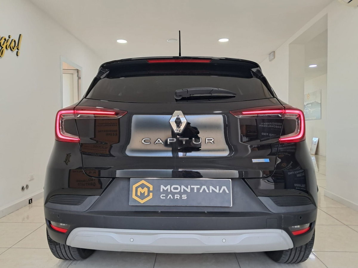 Renault Captur Mild Hybrid 140 CV Intens (5)