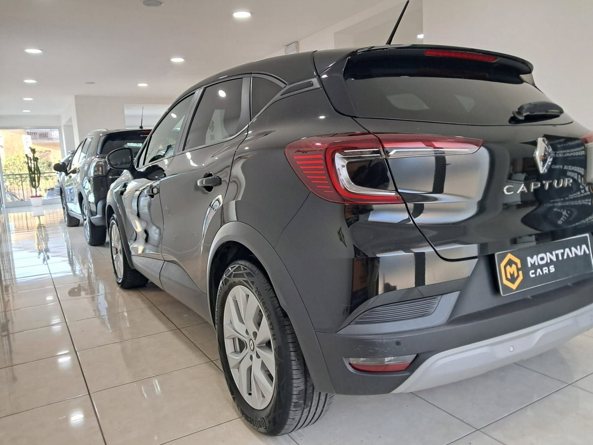 Renault Captur Mild Hybrid 140 CV Intens (6)