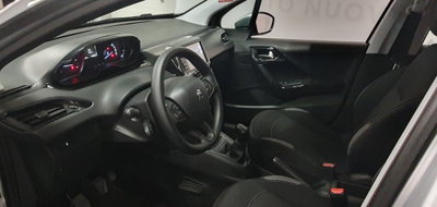 Peugeot 208 75 5 porte Active (2)