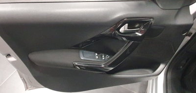 Peugeot 208 75 5 porte Active (3)