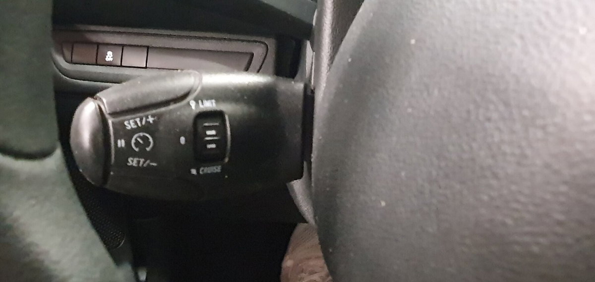 Peugeot 208 75 5 porte Active (7)