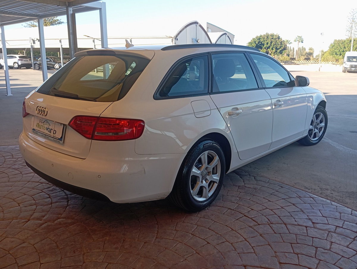 Audi A4 Avant 2.0 TDI 143CV F.AP. multitronic Advanced (6)
