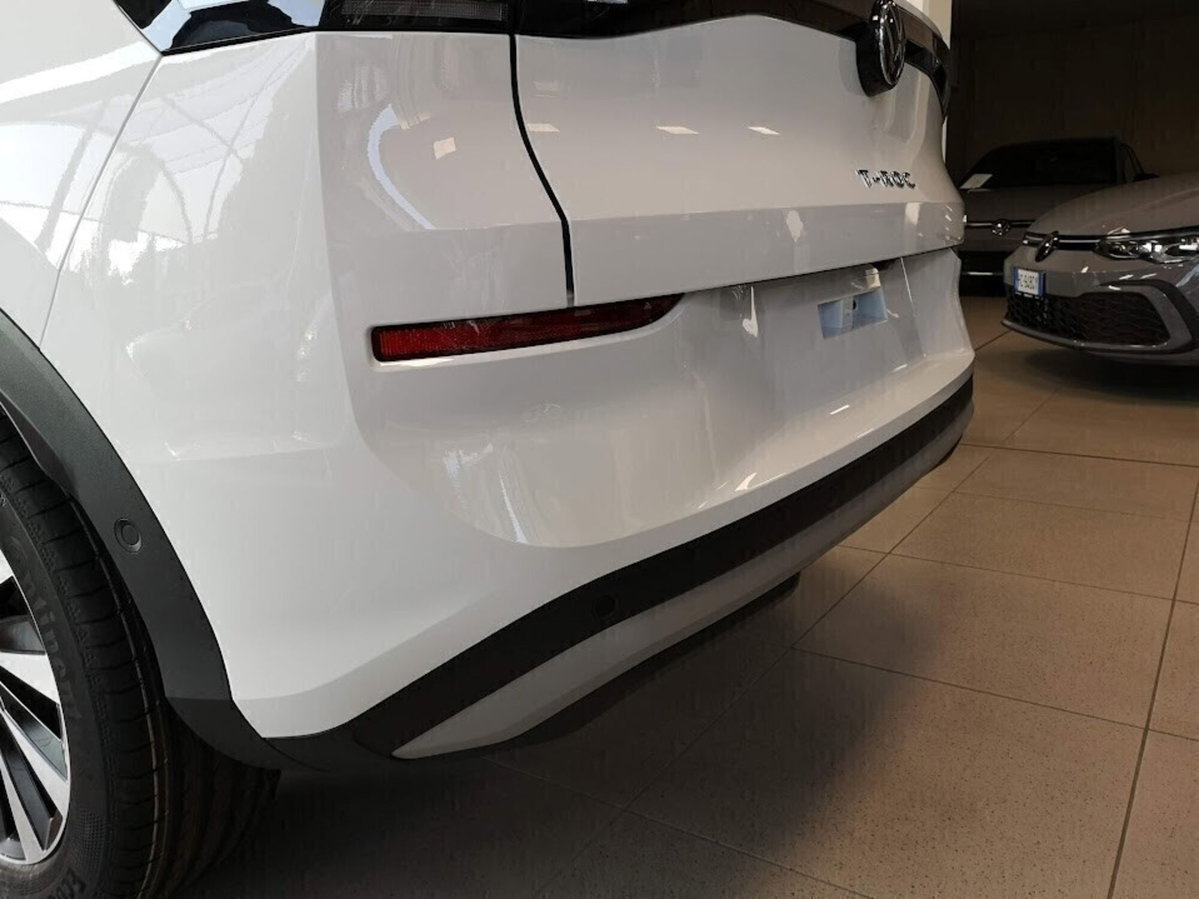 Volkswagen T-Roc 1.5 tsi Life dsg (18)