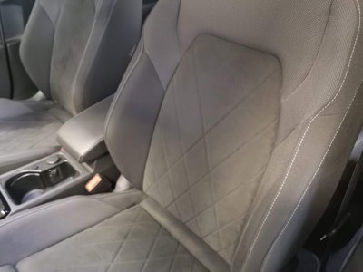 Volkswagen Golf 2.0 TDI SCR Style (17)