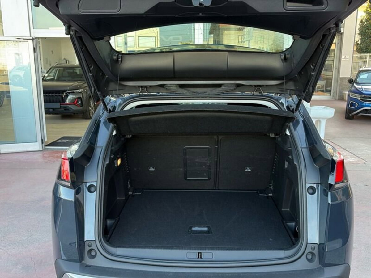Peugeot 3008 BlueHDi 130 S&S EAT8 Active Business (16)