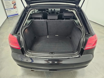 Audi A3 1.6 Attraction (16)