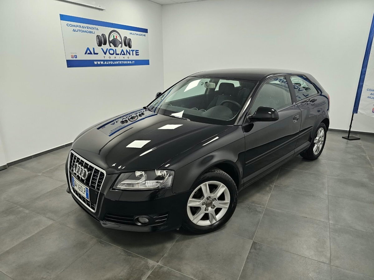 Audi A3 1.6 Attraction (2)