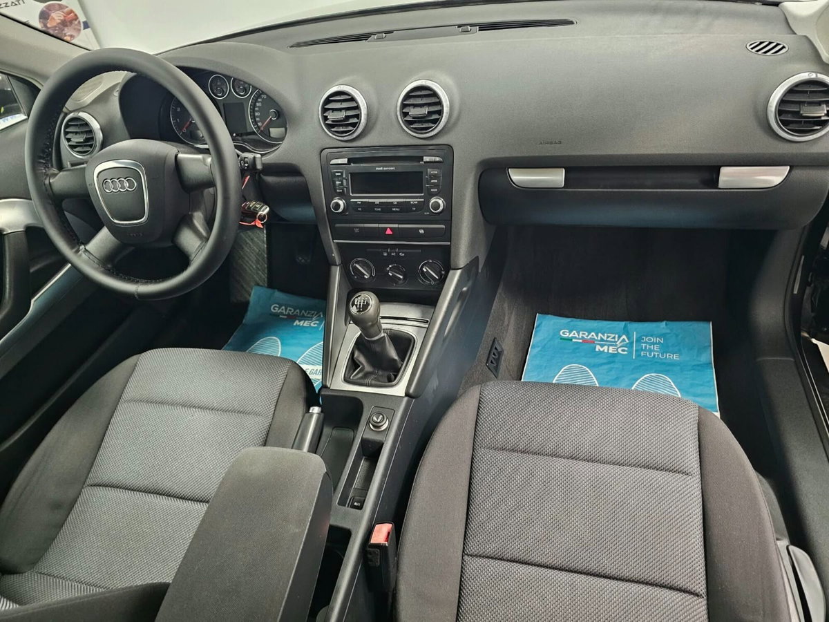 Audi A3 1.6 Attraction (6)