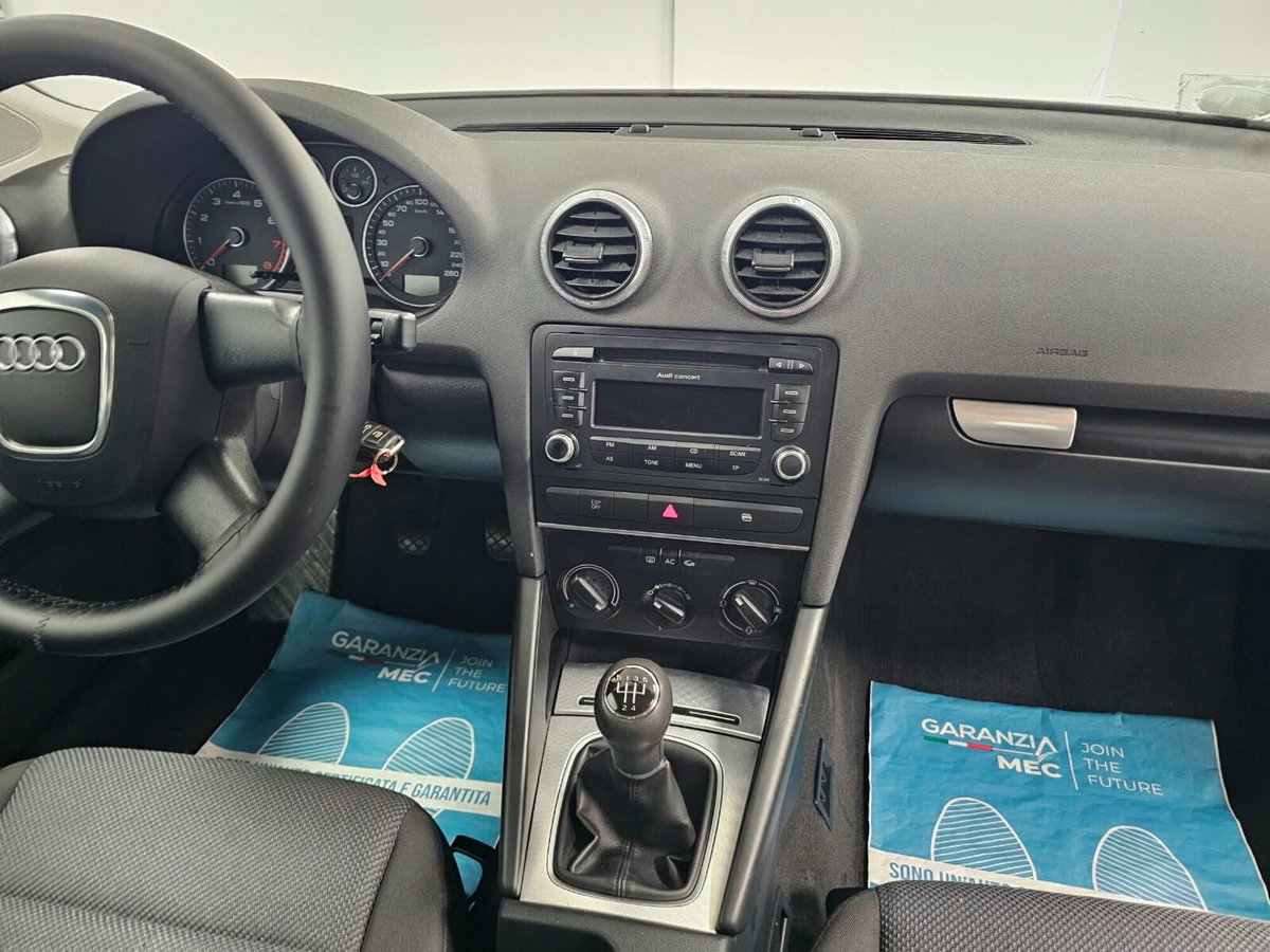 Audi A3 1.6 Attraction (8)