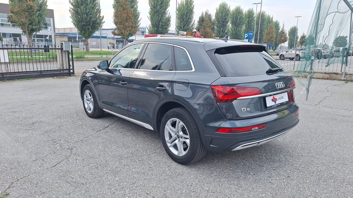 Audi Q5 45 2.0 tfsi mhev 12V S line quattro s-tronic (14)