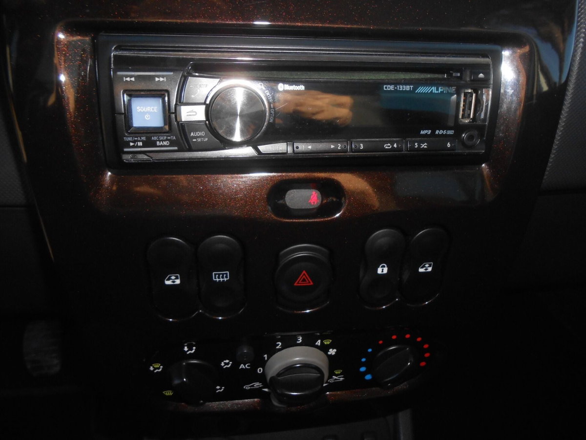 Dacia Duster 1.5 dCi 110CV 4x4 Lauréate (10)