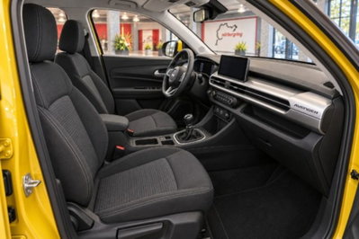 Jeep Avenger 1.2 turbo Longitude fwd 100cv (13)