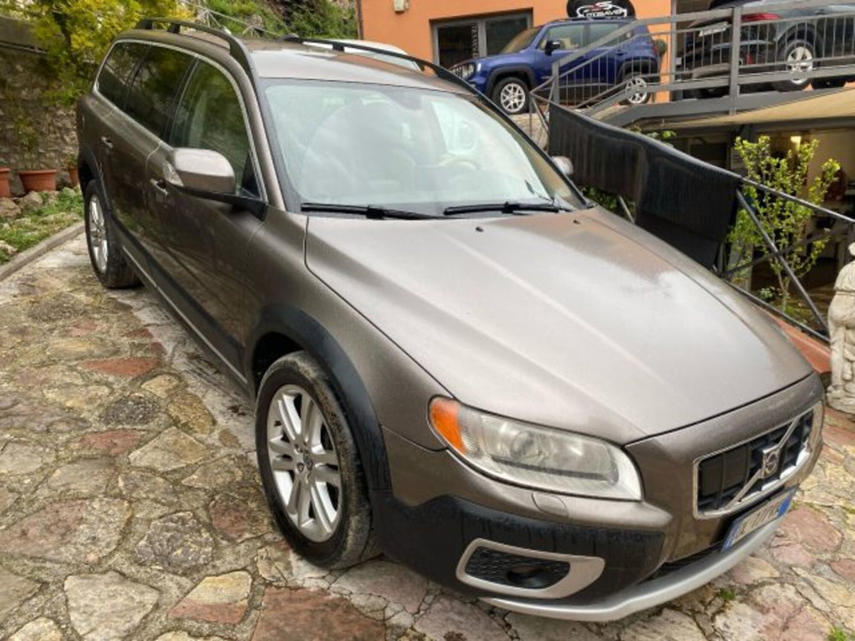 Volvo XC70 D5 AWD Kinetic (4)