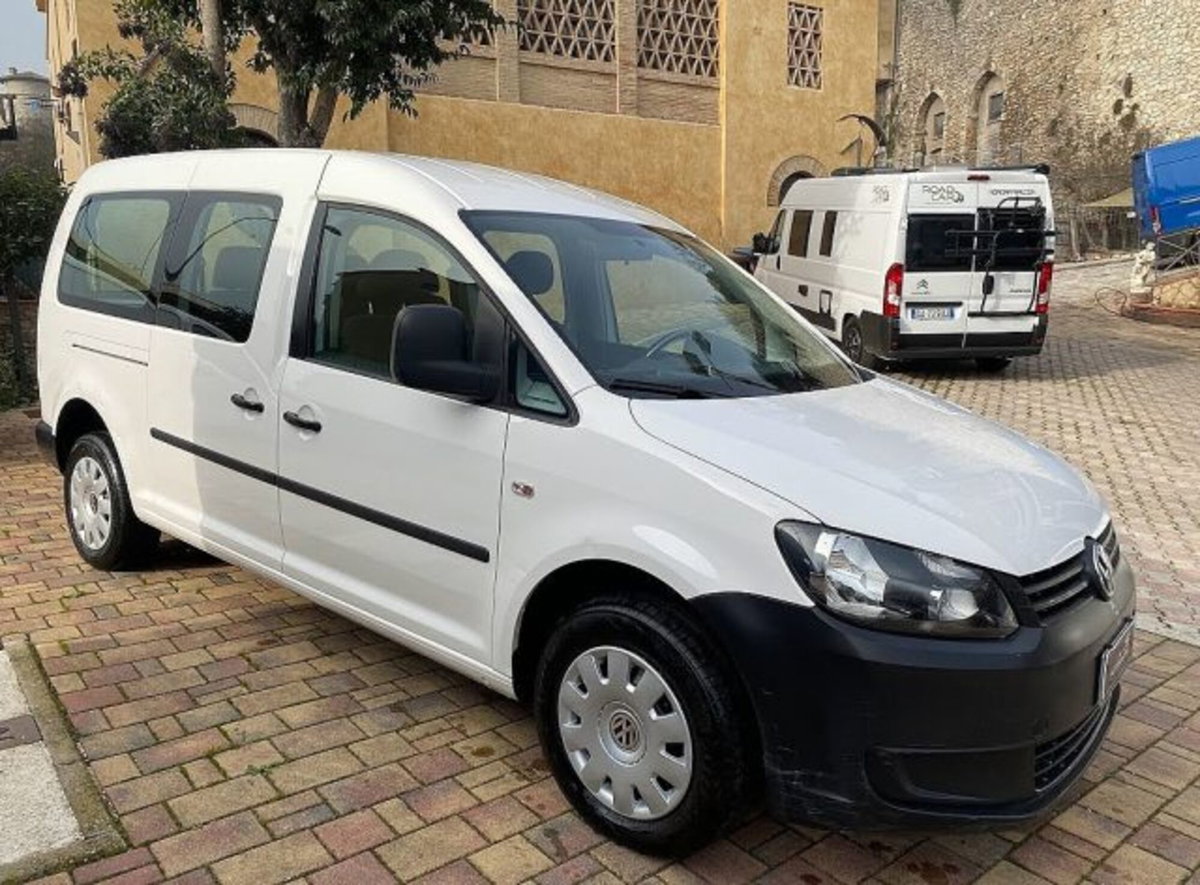 Volkswagen Caddy 2.0 Ecofuel 5p. Comfortline Maxi (2)
