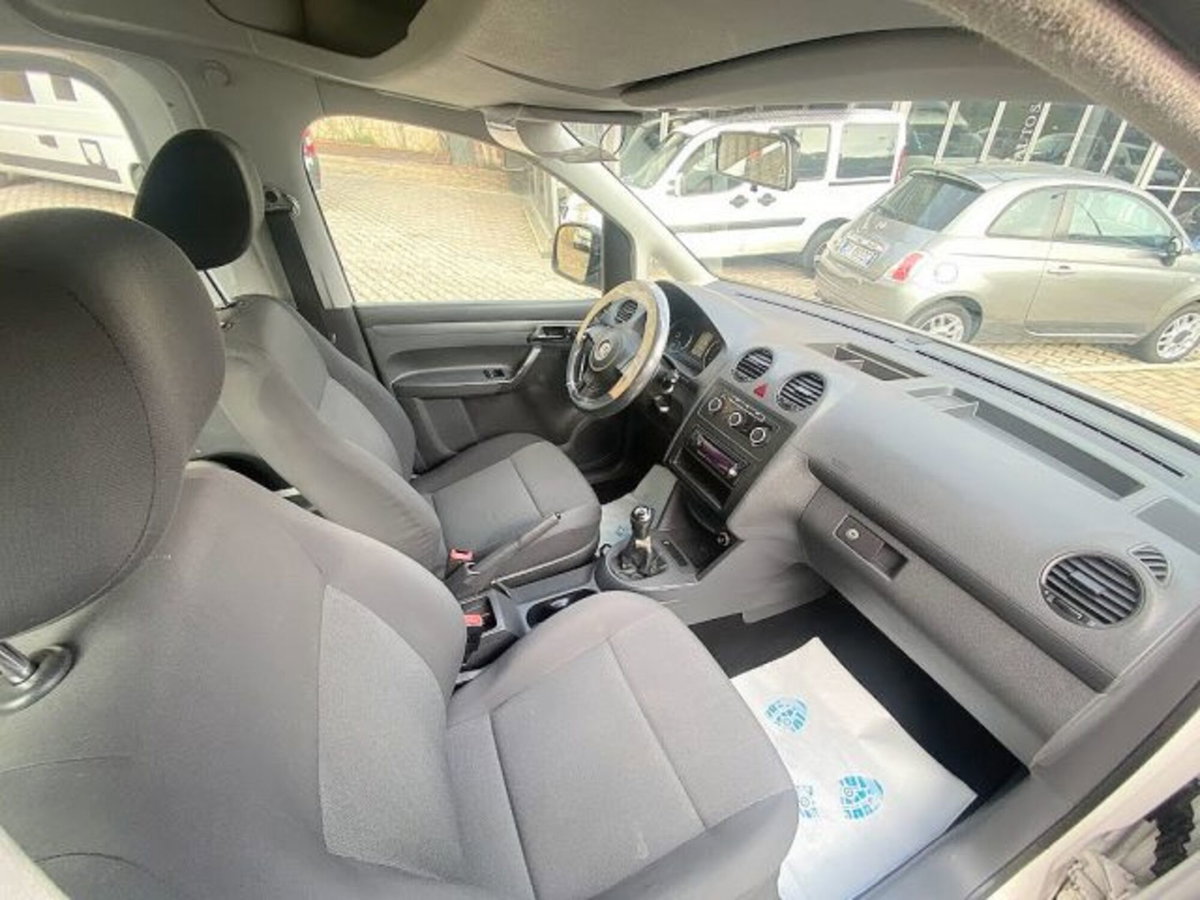 Volkswagen Caddy 2.0 Ecofuel 5p. Comfortline Maxi (11)