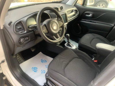 Jeep Renegade 1.3 T4 190CV PHEV 4xe AT6 Limited (8)