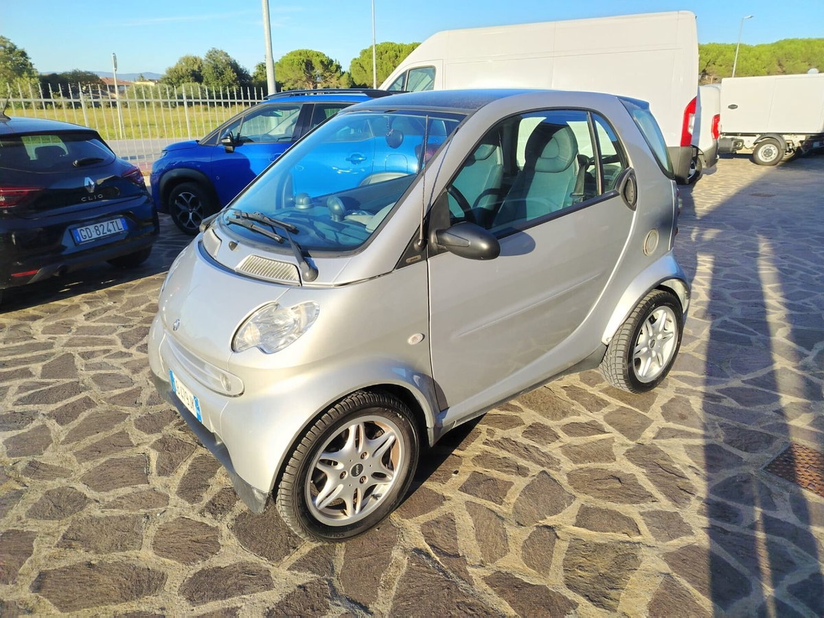 smart Fortwo 700 coupé passion (45 kW) (6)