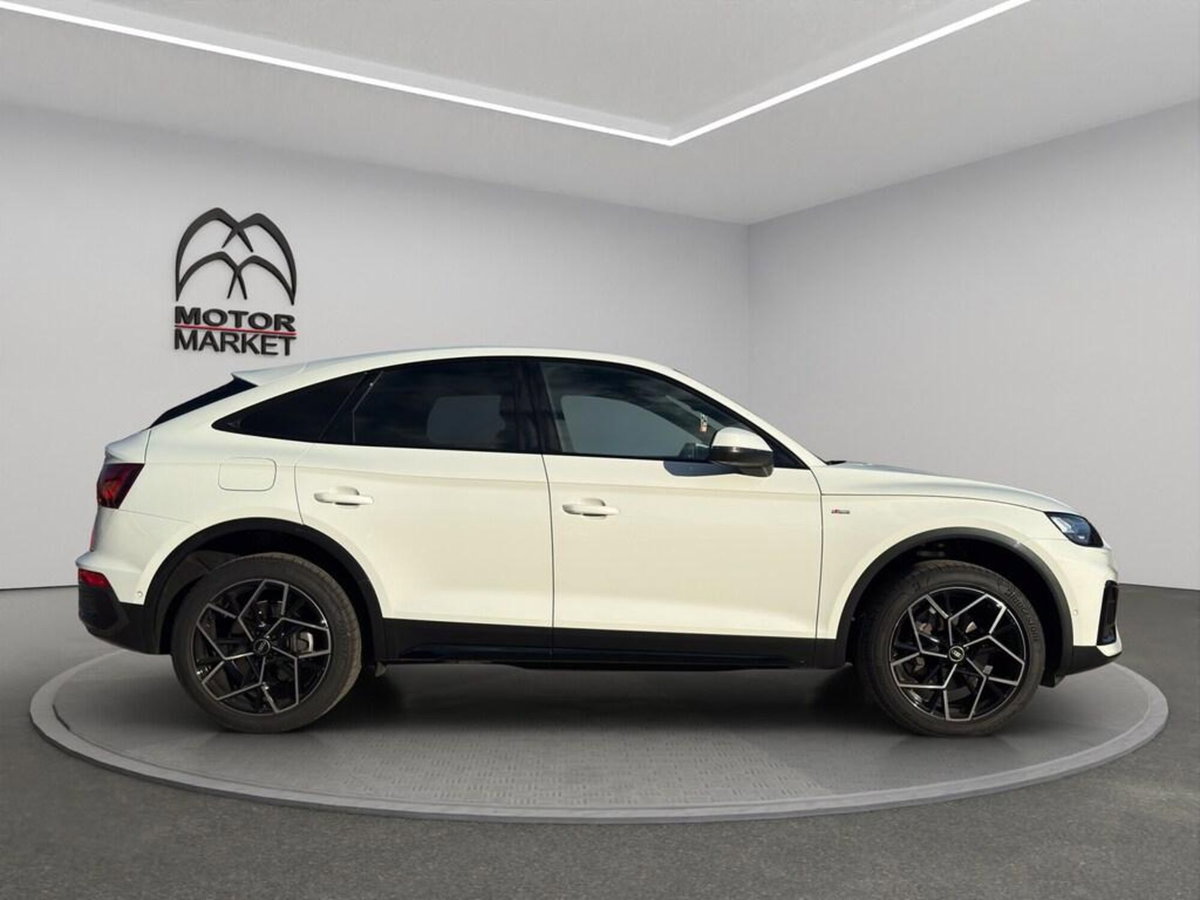 Audi Q5 40 2.0 tdi mhev 12V S line quattro s-tronic (4)