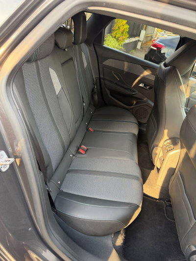 Peugeot 308 SW BlueHDi 130 S&S EAT8 Allure Pack (11)