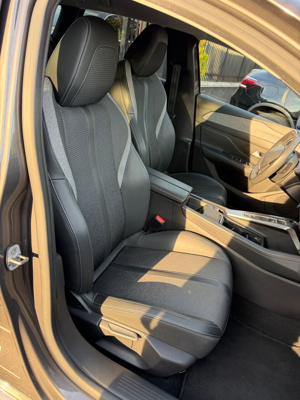 Peugeot 308 SW BlueHDi 130 S&S EAT8 Allure Pack (12)