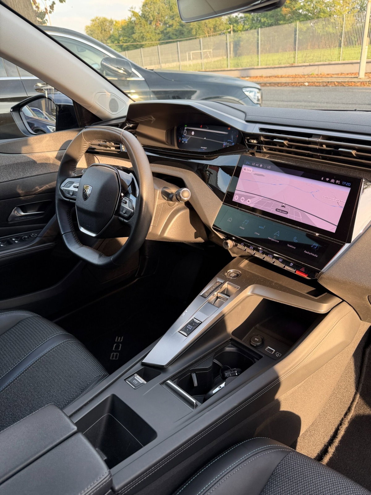 Peugeot 308 SW BlueHDi 130 S&S EAT8 Allure Pack (13)