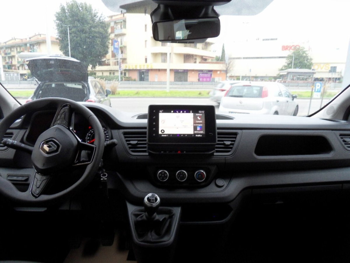 Renault Trafic Furgone BluedCi 150CV EDC PC-TN SpaceClass (9)