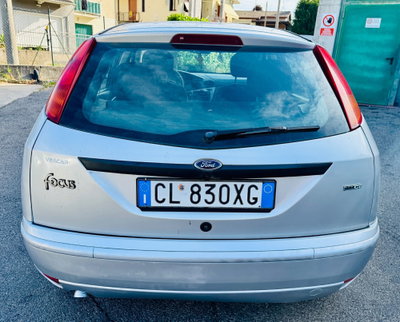 Ford Focus 1.8 TDCi (100CV) cat 5p. Zetec (10)