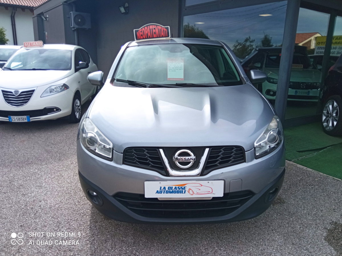 Nissan Qashqai 1.6 16V Tekna (2)