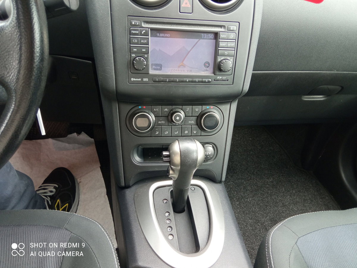 Nissan Qashqai 1.6 16V Tekna (8)