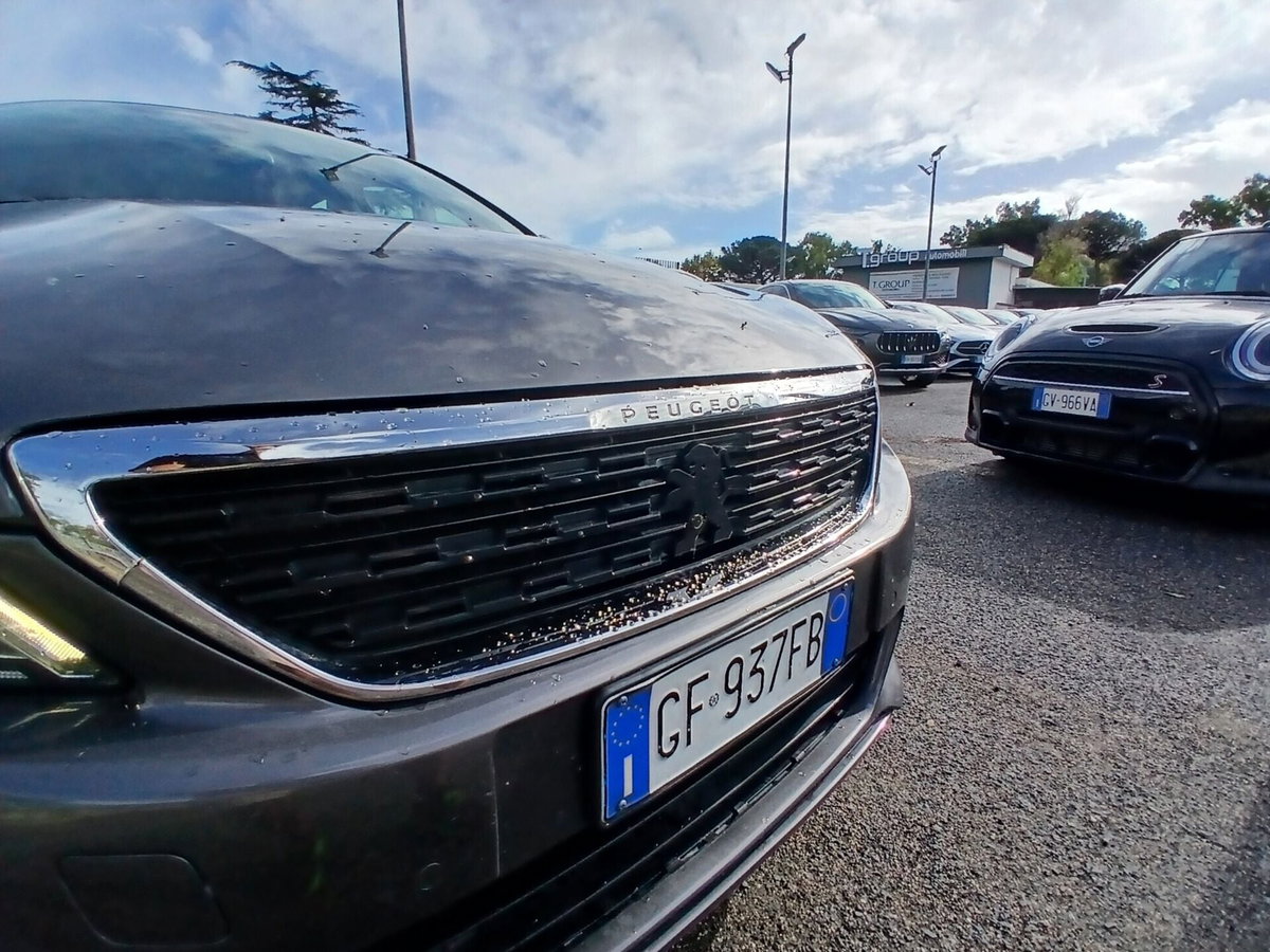 Peugeot 308 SW BlueHDi 130 S&S EAT8 Allure Pack (10)