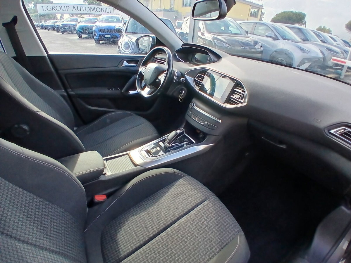 Peugeot 308 SW BlueHDi 130 S&S EAT8 Allure Pack (19)
