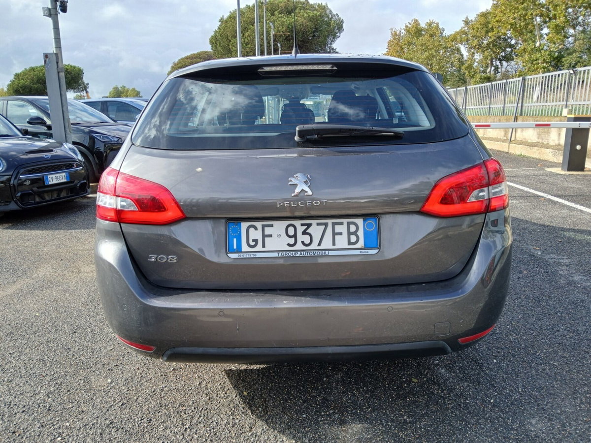 Peugeot 308 SW BlueHDi 130 S&S EAT8 Allure Pack (6)