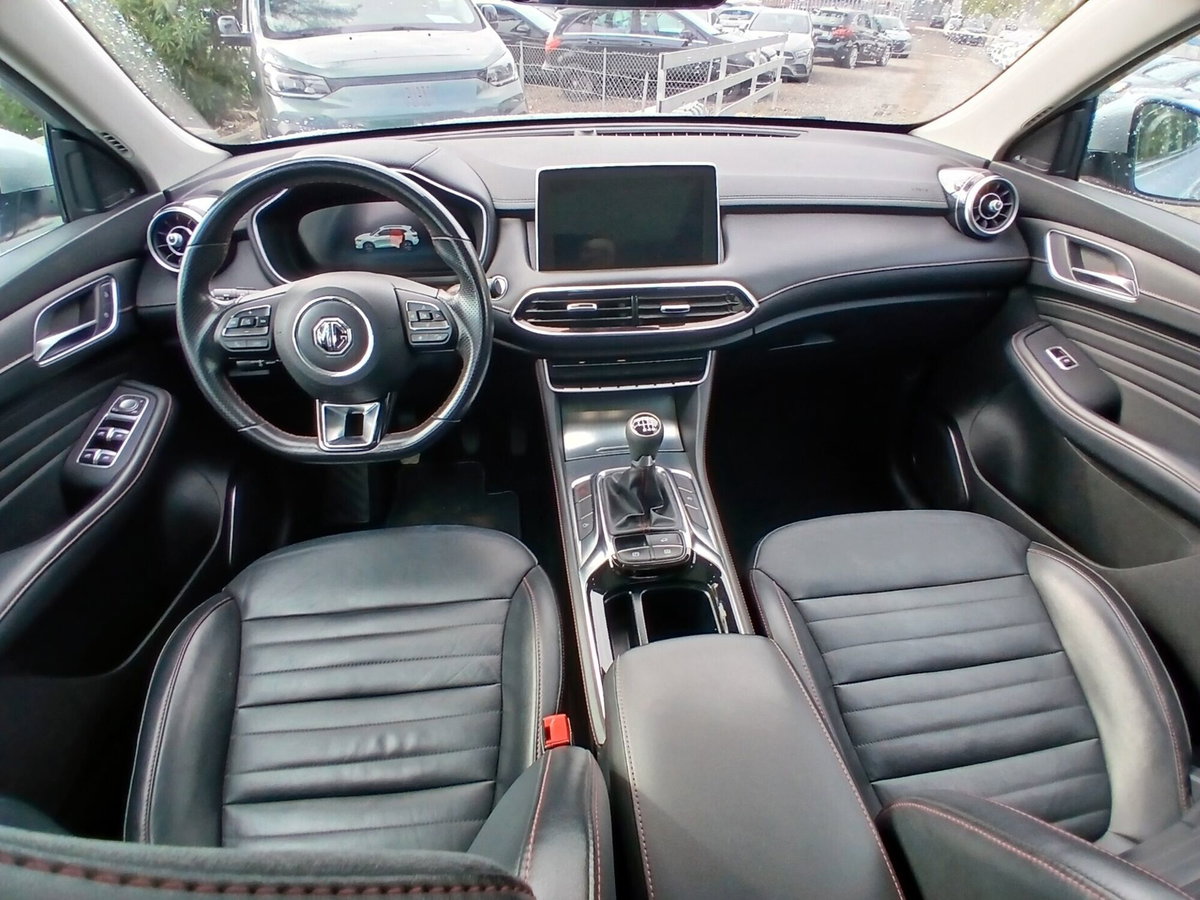 Mg HS HS 1.5T-GDI Luxury (20)