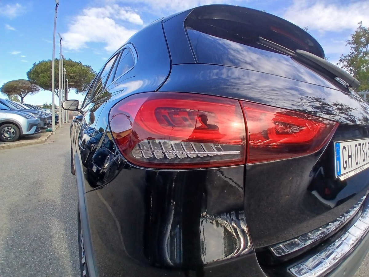 Mercedes-Benz GLA SUV 200 d Automatic Premium (15)