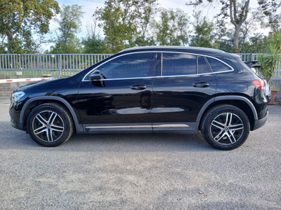 Mercedes-Benz GLA SUV 200 d Automatic Premium (8)
