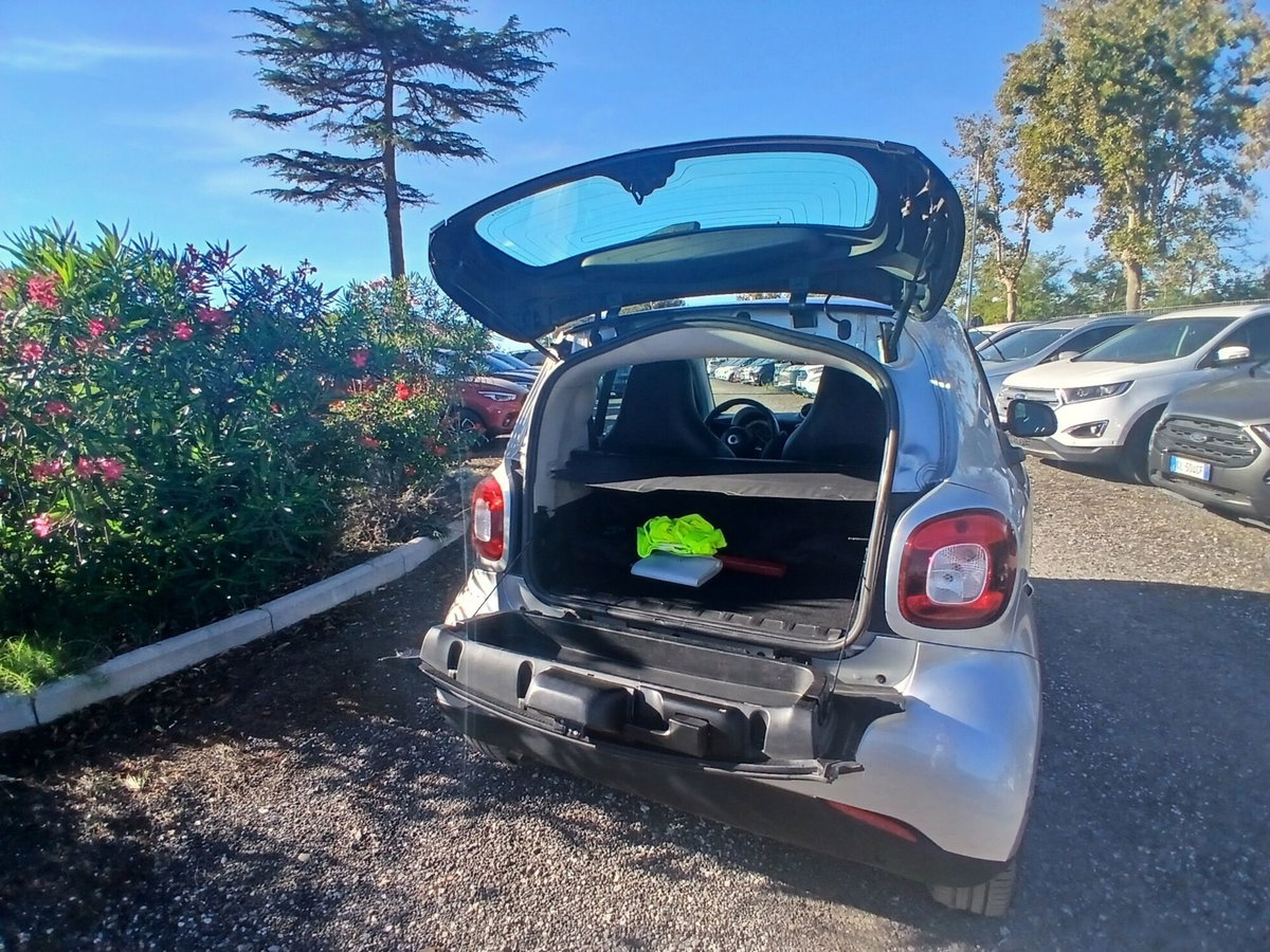 smart Fortwo 70 1.0 twinamic Youngster (14)